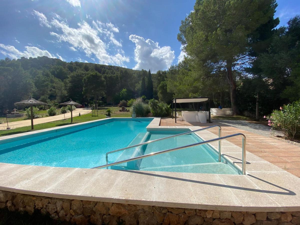 Private Villas Puerto Pollensa For Family Groups, Private Mountain Ideal For Runners, Trailers, Hikers, It Is Approximately 3 Minute Walk From The Beach Екстер'єр фото