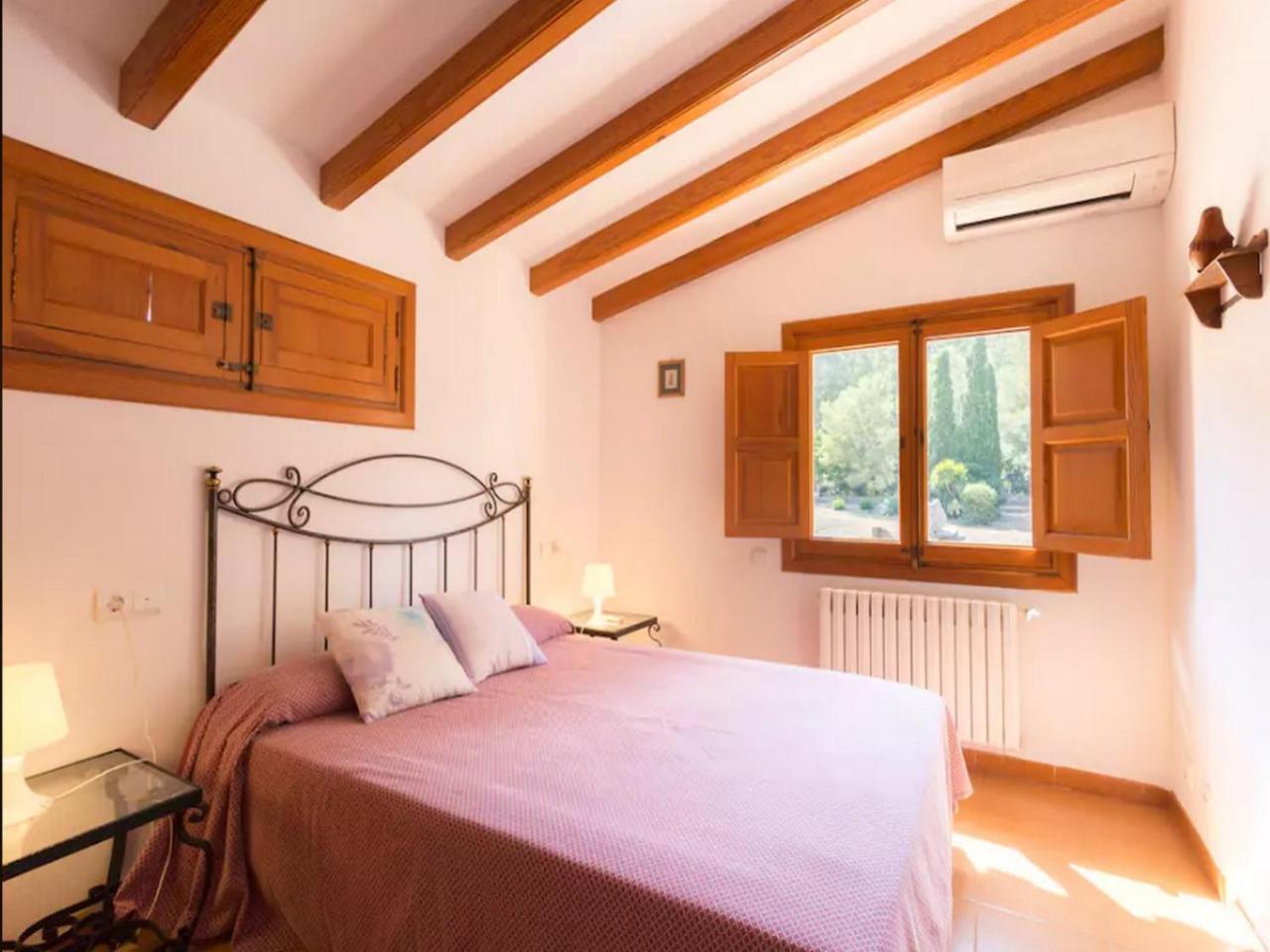 Private Villas Puerto Pollensa For Family Groups, Private Mountain Ideal For Runners, Trailers, Hikers, It Is Approximately 3 Minute Walk From The Beach Екстер'єр фото